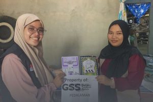 Bantu Para Mualaf, Masjid Al-A’raaf Mulia Menyalurkan 100 Iqra dan Buku Tuntunan Sholat di Pedalaman Landak