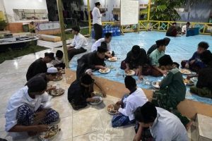 Berbagi Buka Puasa Bersama Para Santri di Ponpes Serumpun Cahaya